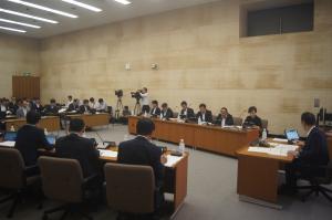 委員会の様子1
