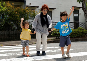 おばあちゃんを守るよ
