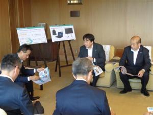 明治安田生命感謝状贈呈式の写真②