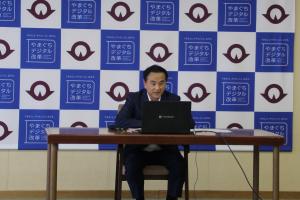 要請を行う村岡知事の写真