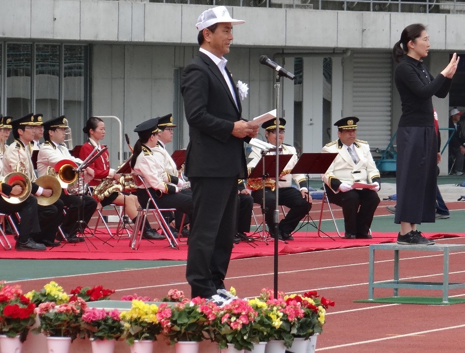 あいさつする村岡知事の写真6